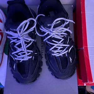 Balenciagas 10.5 led